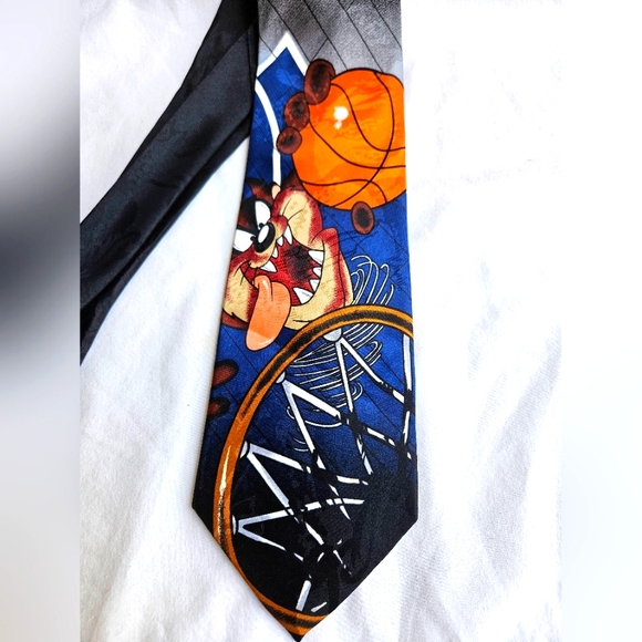 Looney Tunes Mania Character Tasmanian Devil Taz Basketball 1995 Men's Neck Tie - Picture 2 of 6